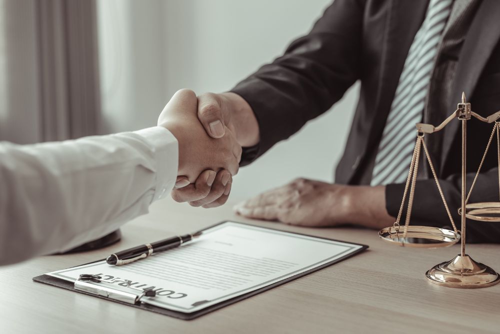 Kto ponosi odpowiedzialność za nieprawdziwe informacje w przetargu?